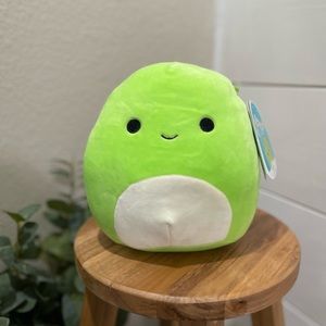 NWT squishmallows “Antoni” green turtle 7” squish